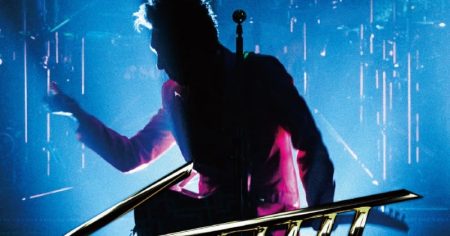 布袋寅泰、大阪・関西万博ライブのティザー映像を公開　1・28発売ライブ映像作品の初回限定盤に収録 | オリコンニュース（ORICON NEWS）