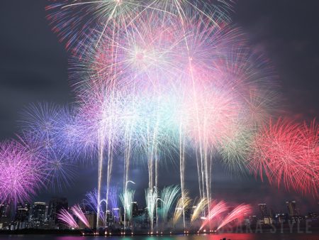 大阪の夏の風物詩「なにわ淀川花火大会」、今年も秋に開催へ – OSAKA STYLE