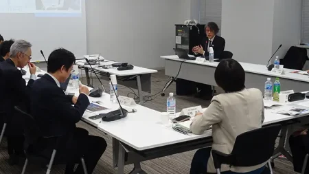 学校種を超えて「科学」で広がる対話型学習 原子力委員会で成果報告