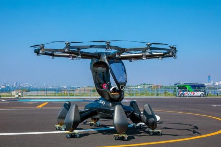 SFとは違った現実　空飛ぶクルマはなぜビル屋上から飛べないのか　非常用の「Hマーク」、着陸できない「Rマーク」に潜む都市インフラの限界（まいどなニュース） - Yahoo!ニュース