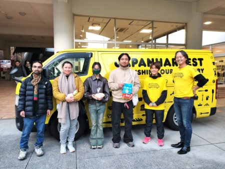 【高梁市】吉備国際大学の留学生への物資支援 〜 大阪・関西万博と倉敷出身の成田賢一さんがつないだ母国の食材（倉敷とことこ）｜ｄメニューニュース（NTTドコモ）