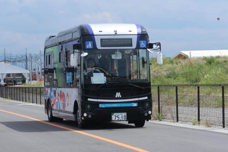 カーブでハンドル切れない、パーキングブレーキ利かない...万博で走っていたのは欠陥中国製EVバスだった: J-CAST ニュース