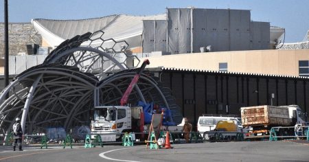 大阪万博パビリオン、下請けに2330万円未払い　「お金使ってしまった」　発注の知人、行方不明 | 毎日新聞