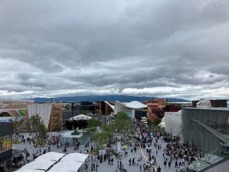東京の埋立地で、幻の博覧会の痕跡を探してみる。写真と文：長谷川 香 (建築史家) #4 | TRILL【トリル】