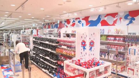 大阪・関西万博の公式ストアがリニューアルオープン　ミャクミャクとの記念撮影も　大阪・堂島アバンザ|au Webポータル国内ニュース