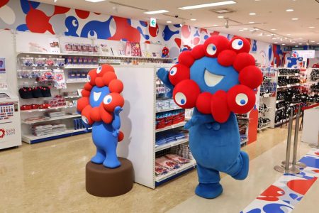 大阪・堂島の万博公式ストアがリニューアル　ミャクミャク来場イベントも - 梅田経済新聞