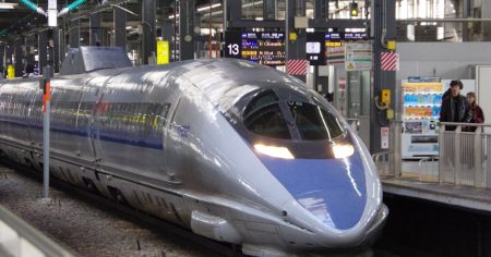 決算:JR西日本の4〜12月、純利益最高　万博後も鉄道利用が堅調 - 日本経済新聞