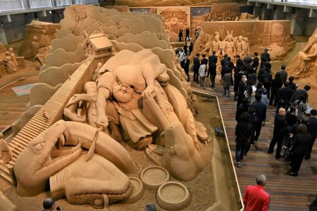 経済効果１２５億４千万円に　大阪・関西万博誘客も効果　鳥取市の砂の美術館|47NEWS（よんななニュース）