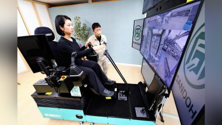 万博の建物を１０キロ離れた本社から「遠隔解体」、妊娠中社員も操縦…業者にとっても「未来社会の実験場」 : 読売新聞