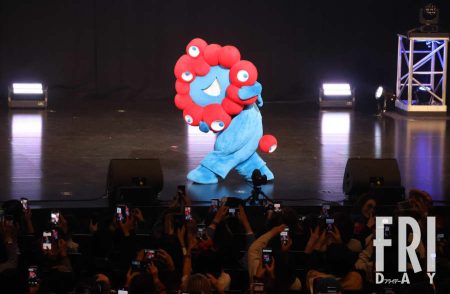 「気持ち悪い」から“金脈”へ――大阪・関西万博閉幕後も続く異常熱狂「ミャクミャク狂騒曲」現地ルポ（FRIDAY） - Yahoo!ニュース