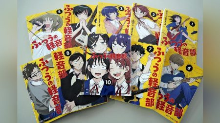 「ふつうの軽音部」大阪の高校生がリアルで人気 原作者は元教員クワハリさん「熱中する良さ」描く : 読売新聞