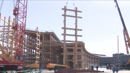 万博「大屋根リング」解体進む　能登半島地震の被災地でリユース　一方パビリオンの解体作業に遅れも（ABCニュース） - Yahoo!ニュース