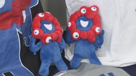 “偽物”にNO！輸入差し止めも次々と…去年1年で9000件超で高止まり　“ミャクミャク”グッズに人気のシールまで　大阪税関（読売テレビ） - Yahoo!ニュース