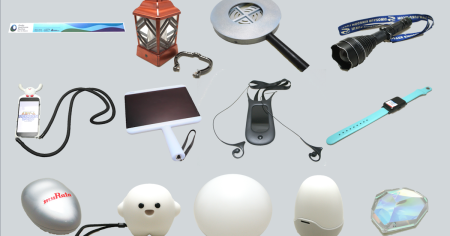 大阪万博の手持ちデバイス、体験展示の可能性示す　13点集め資料展 - 日本経済新聞