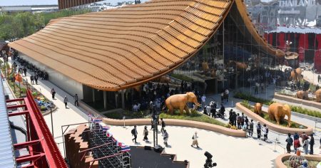 万博タイパビリオンの建設業者を家宅捜索　無許可請負疑い　大阪府警 | 毎日新聞