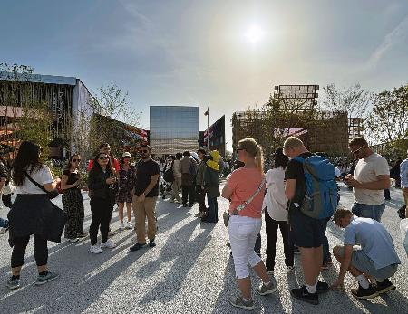 暑さ本番、熱中症対策急務 大阪・関西万博開幕から１週間 | 全国のニュース | 福井新聞Ｄ刊