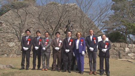 大阪・関西万博で展示の銅像レプリカ　ポルトガルの姉妹都市が日出町に寄贈　大分 | TOSオンライン