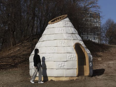 菌糸体×3Dプリントのバイオ建築〈マイセリウム・ハット〉ヨンジュ・リー・アーキテクチャ、韓国 - TECTURE MAG（テクチャーマガジン） | 空間デザイン・建築メディア