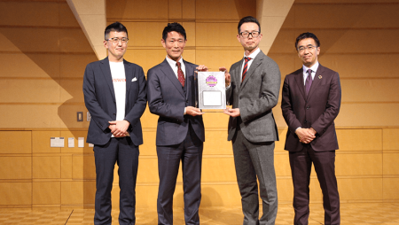 「ステハジ」プロジェクト大阪・関西万博で起きた マイボトル給水1,200万回のサステナブル体験！ ニューズウィーク日本版「SDGsアワード2025」 環境部門賞を受賞 | NEWSCAST